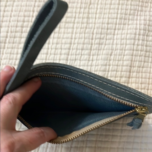 Portland Leather Goods Adriana Pouch Wristlet Aqua - Picture 2 of 3